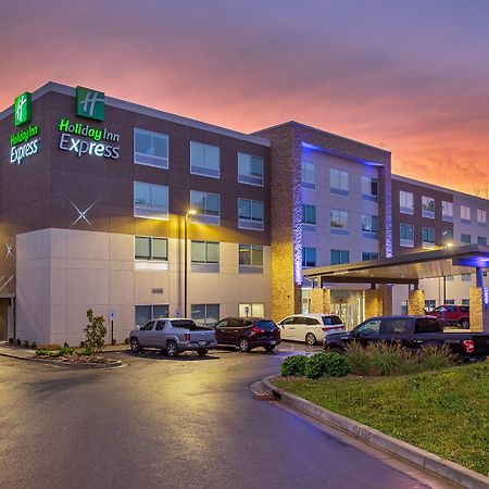 Holiday Inn Express Williamsburg By Ihg Exteriör bild